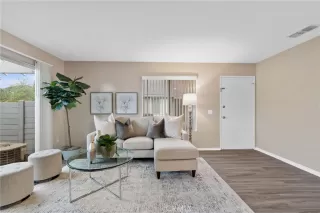 Photo #6: OC23036461 Listing 