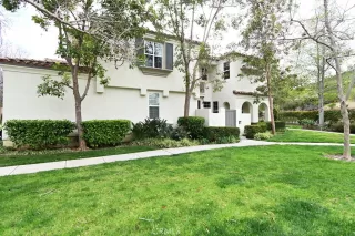 Photo #2: OC23036668 Listing 