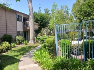 Photo #3: OC23036814 Listing 