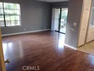 Photo #5: OC23036814 Listing 