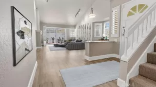 Photo #4: OC23036869 Listing 