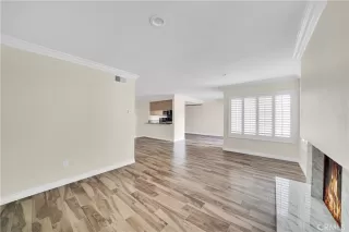 Photo #2: OC23037154 Listing 