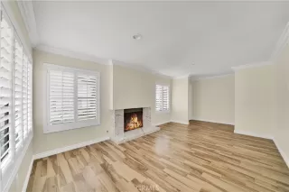 Photo #5: OC23037154 Listing 