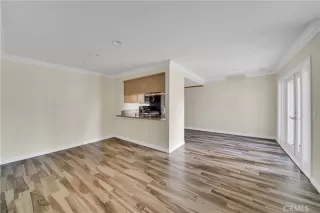 Photo #6: OC23037154 Listing 