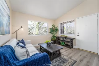 Photo #4: OC23037175 Listing