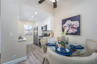 Photo #6: OC23037175 Listing