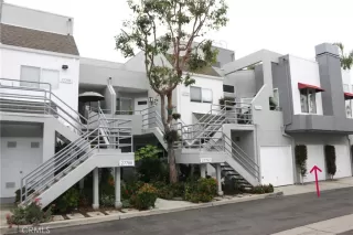 Photo #3: OC23037245 Listing 