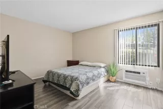 Photo #5: OC23037410 Listing 