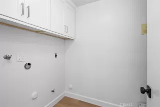 Photo #6: OC23037529 Listing