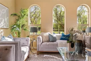 Photo #1: OC23037773 Listing 