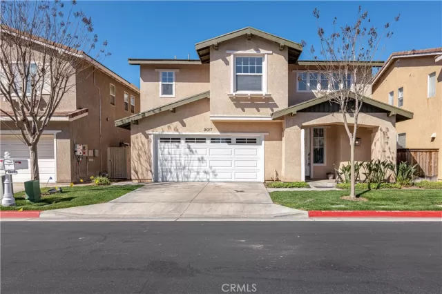 MLS: OC23037859 Condo For Sale