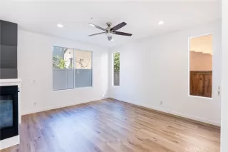 Photo #3: OC23037859 Listing