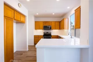 Photo #5: OC23037859 Listing