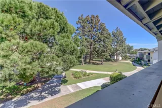 Photo #3: OC23037927 Listing