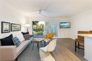 Photo #2: OC23037933 Listing 