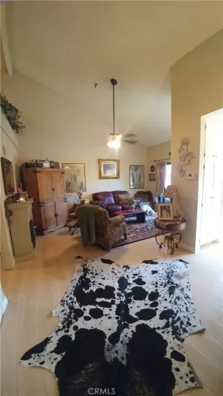 Photo #5: OC23038025 Listing 