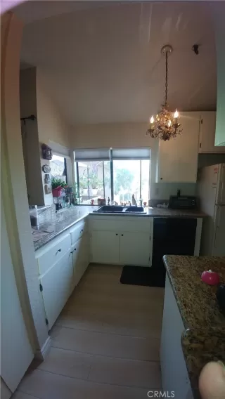 Photo #6: OC23038025 Listing 