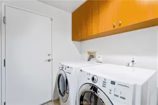 Photo #3: OC23038150 Listing