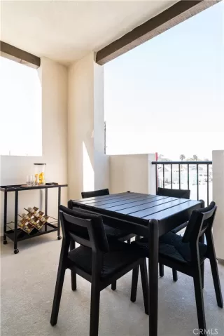 Photo #5: OC23038173 Listing