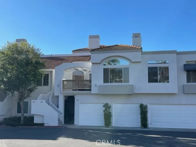 MLS: OC23038576 Condo For Sale