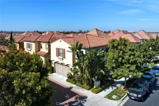 Photo #1: OC23038788 Listing