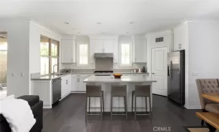 Photo #3: OC23038788 Listing