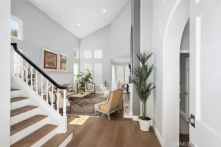 Photo #3: OC23039132 Listing