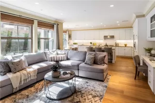 Photo #1: OC23039365 Listing 