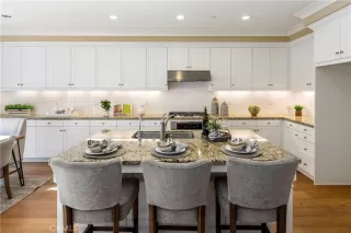 Photo #6: OC23039365 Listing 