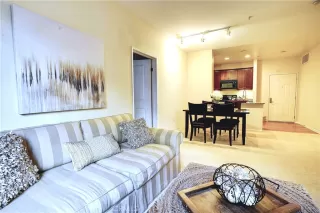 Photo #6: OC23039460 Listing 