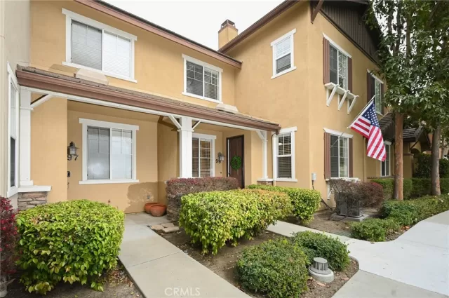 MLS: OC23039486 Condo For Sale