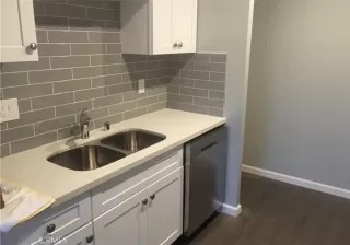 Photo #2: OC23039713 Listing 