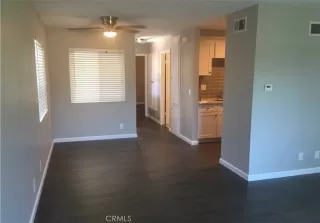 Photo #3: OC23039713 Listing 