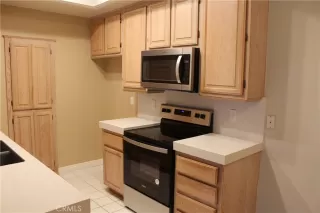 Photo #3: OC23039981 Listing 