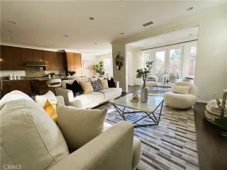 Photo #4: OC23040066 Listing 