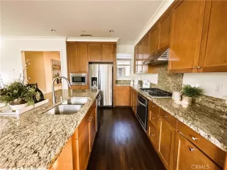 Photo #6: OC23040066 Listing 