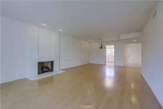 Photo #6: OC23040247 Listing