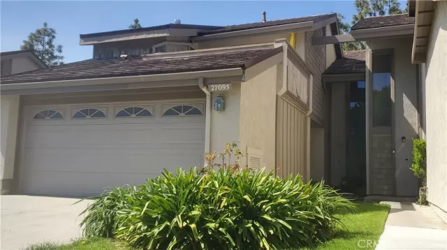 MLS: OC23040274 Condo For Sale