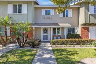 Photo #1: OC23040777 Listing