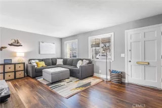 Photo #3: OC23040777 Listing