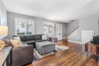 Photo #4: OC23040777 Listing