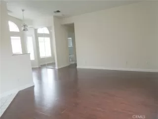 Photo #3: OC23040779 Listing 