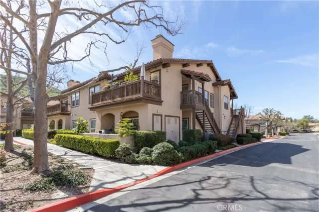 MLS: OC23040794 Condo For Sale