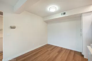 Photo #5: OC23041309 Listing 