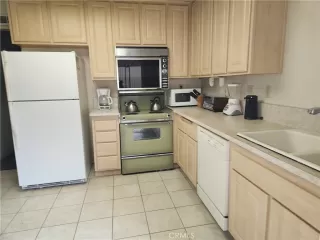 Photo #1: OC23041329 Listing 