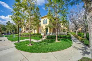 Photo #1: OC23041415 Listing