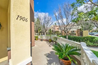 Photo #4: OC23041415 Listing