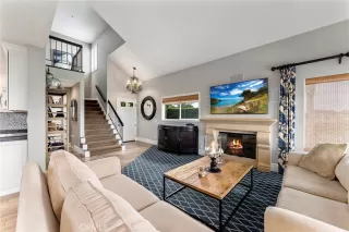 Photo #3: OC23041738 Listing 