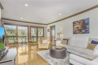 Photo #3: OC23041780 Listing 