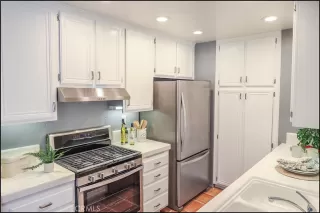 Photo #5: OC23041882 Listing